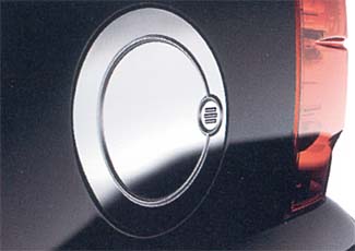 2013 GMC yukon xl Fuel Door, Chrome - XL 12499565